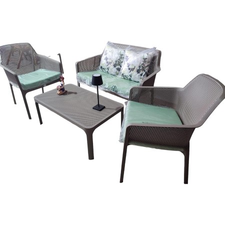 Generico Divano e poltrone da esterno in fibra di vetro Net Relax, set di arredi per giardino e veranda Made in Italy.