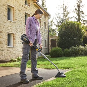 I tagliabordi elettrici e a batteria Alpina sono ideali per rifinire bordi e aiuole